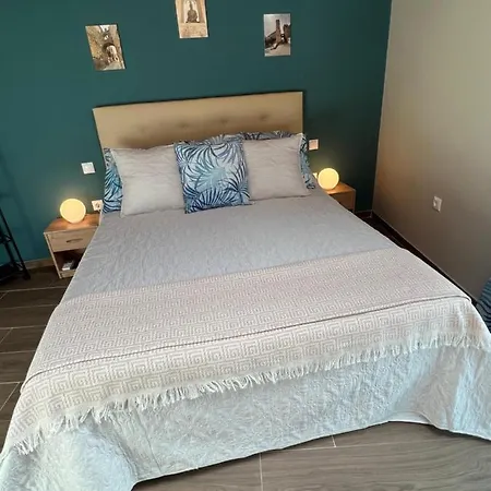 Grupo Garcia De Paredes Turisticos *