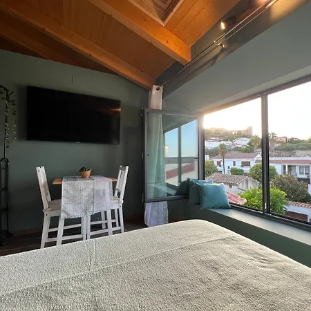 Grupo Garcia De Paredes Turisticos *