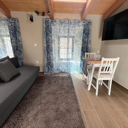 Grupo Garcia De Paredes Turisticos *