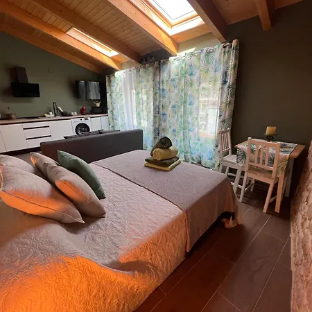 Grupo Garcia De Paredes Turisticos *