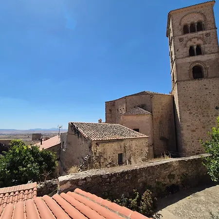 Grupo Garcia De Paredes Turisticos Διαμέρισμα *