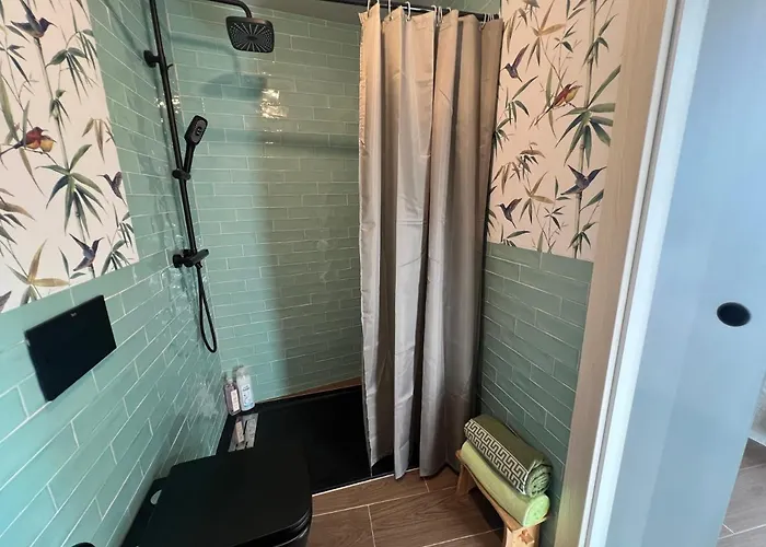 Grupo Garcia De Paredes Turisticos *