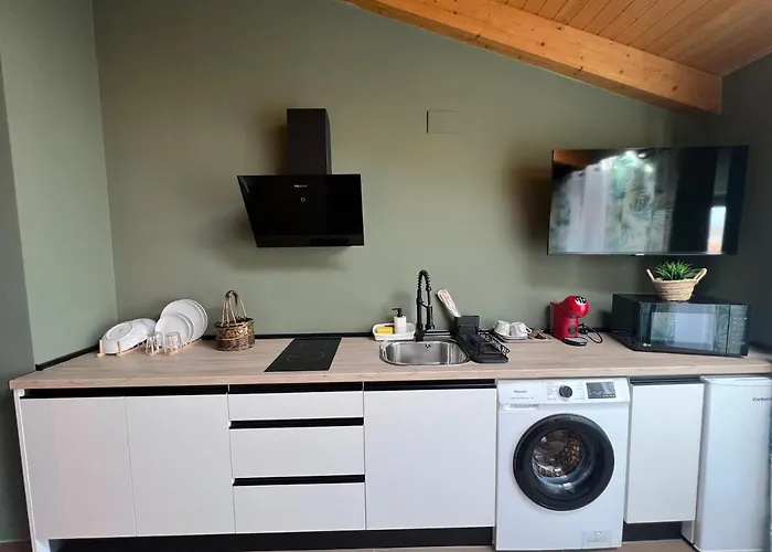 Grupo Garcia De Paredes Turisticos *