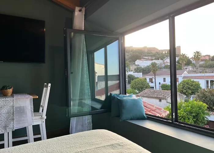 Grupo Garcia De Paredes Turisticos * Trujillo