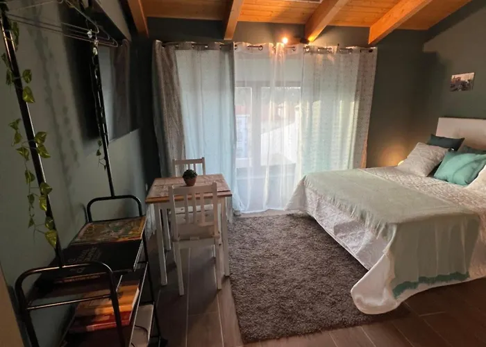 Grupo Garcia De Paredes Turisticos Trujillo