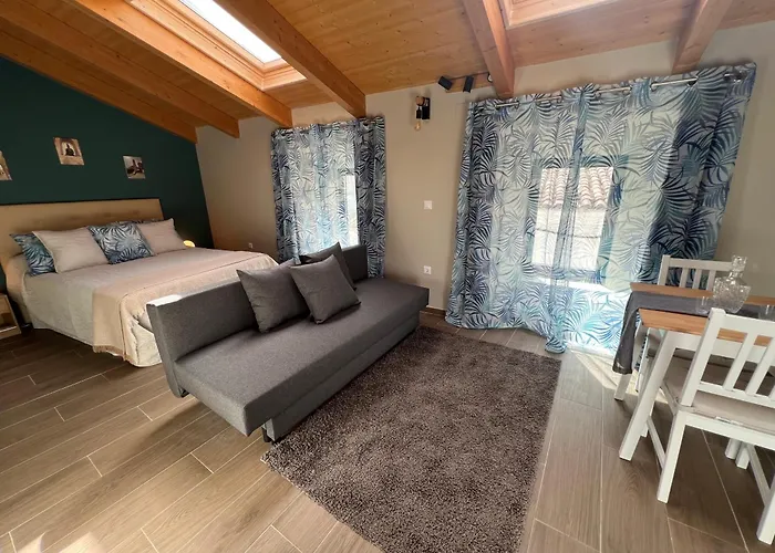 Grupo Garcia De Paredes Turisticos